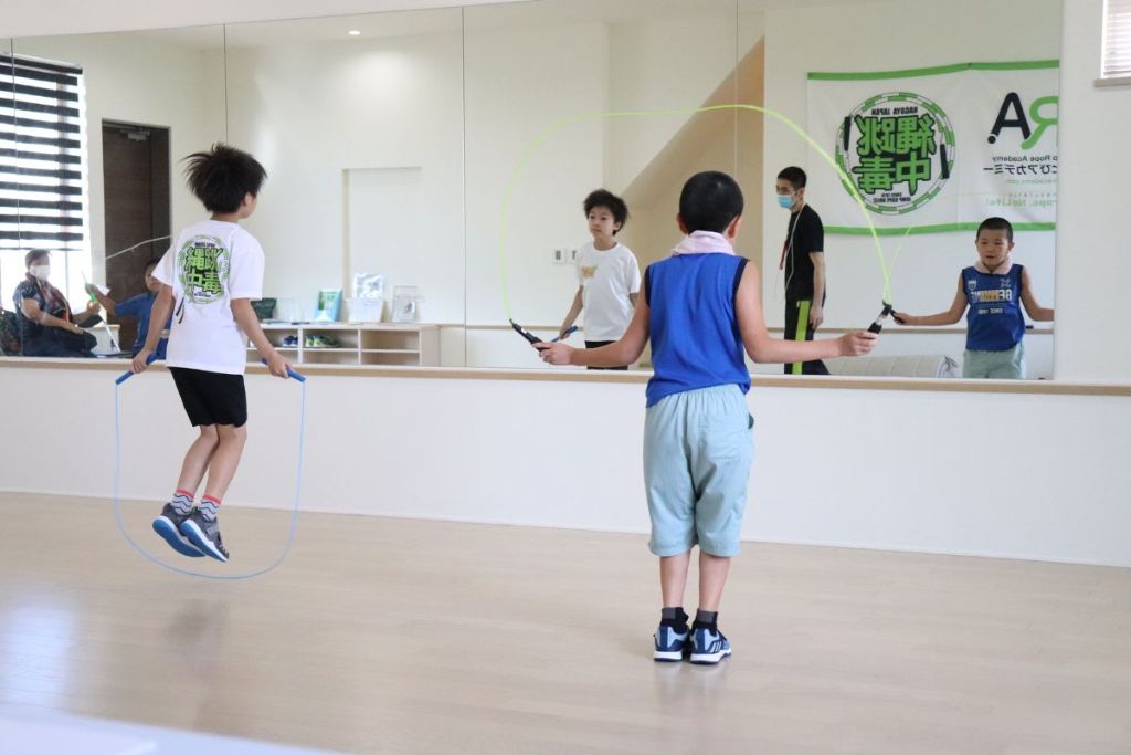 はやぶさ三重とびクラスの様子